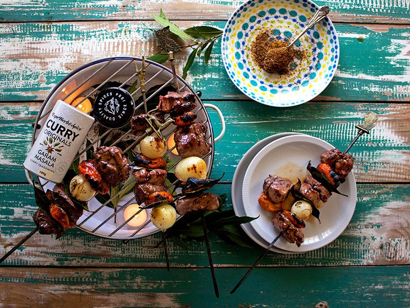 BRAAI DAY #3: CURRIED LAMB SOSATIES ON THE BRAAI